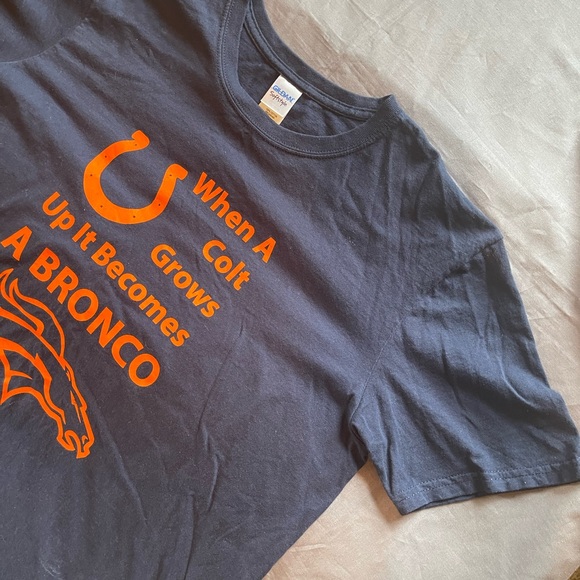 🇺🇸DENVER BRONCOS SHORT SLEEVE SHIRT - Picture 8 of 11